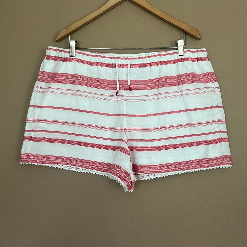 {Polo Ralph Lauren} Striped Pull On Cotton Shorts in Red & White - Womens Large